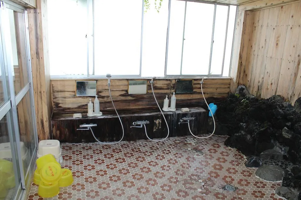 **  Kinokuniya Ryokan Fujisawa Japan