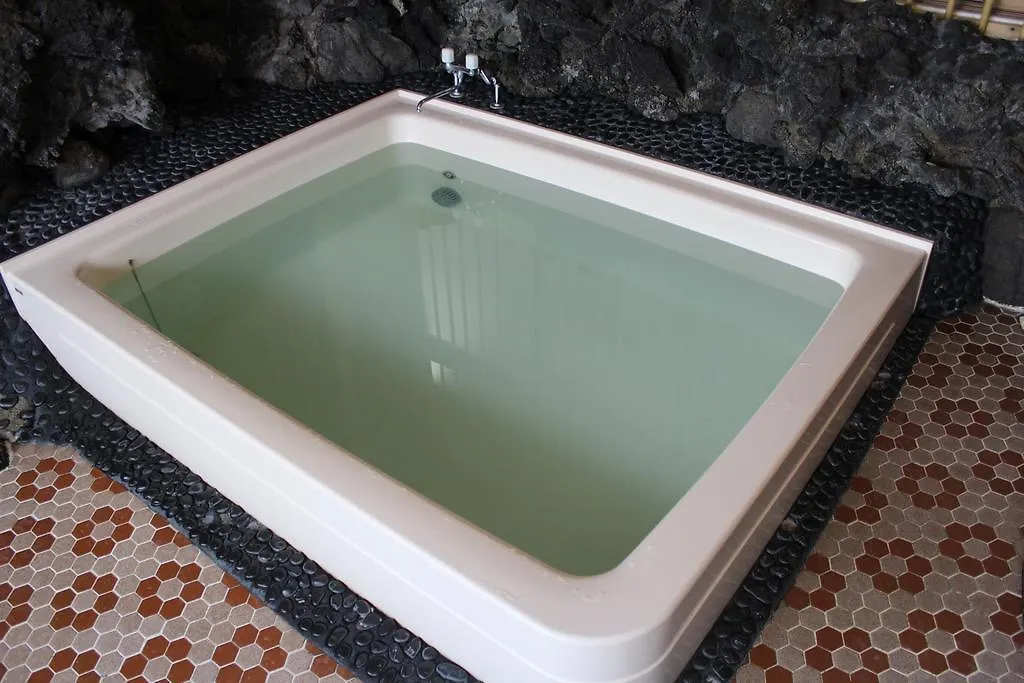 **  Kinokuniya Ryokan Fujisawa Japan